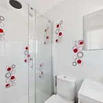 Lumineux Face A La Pour 3 Personnes Avec 2 Terrasses - Grau D'agde - Fr-1-423-216